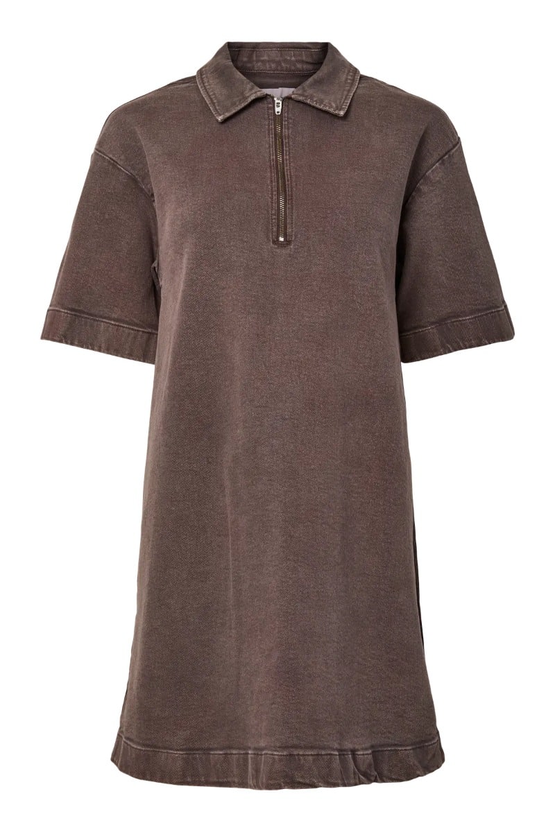 Pieces - Kjole - Selma 3/4 Zip Denim Dress - Hot Fudge